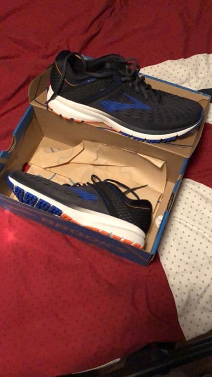 Love when you get them new shoes π π